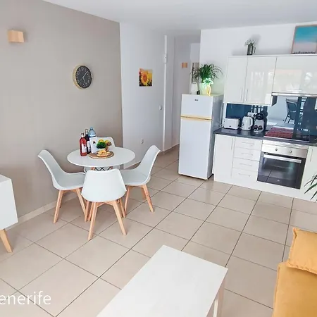 Primavera By The * 阿德耶